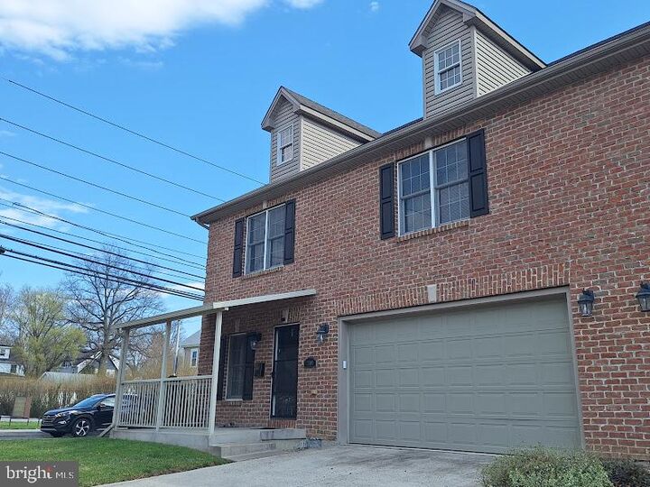 Property Photo: 2101 Walnut Street PA 17011