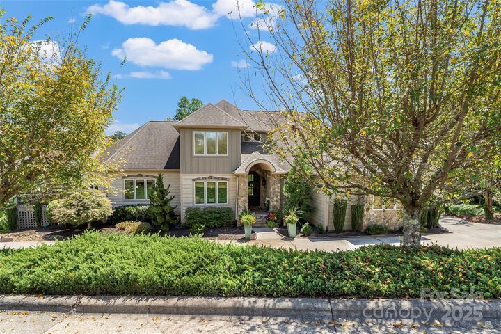 Property Photo: 271 44th Avenue Circle NW NC 28601