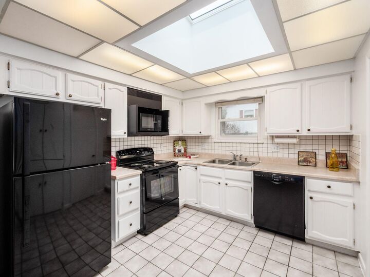 Property Photo: 1213 Nantucket Avenue OH 43235