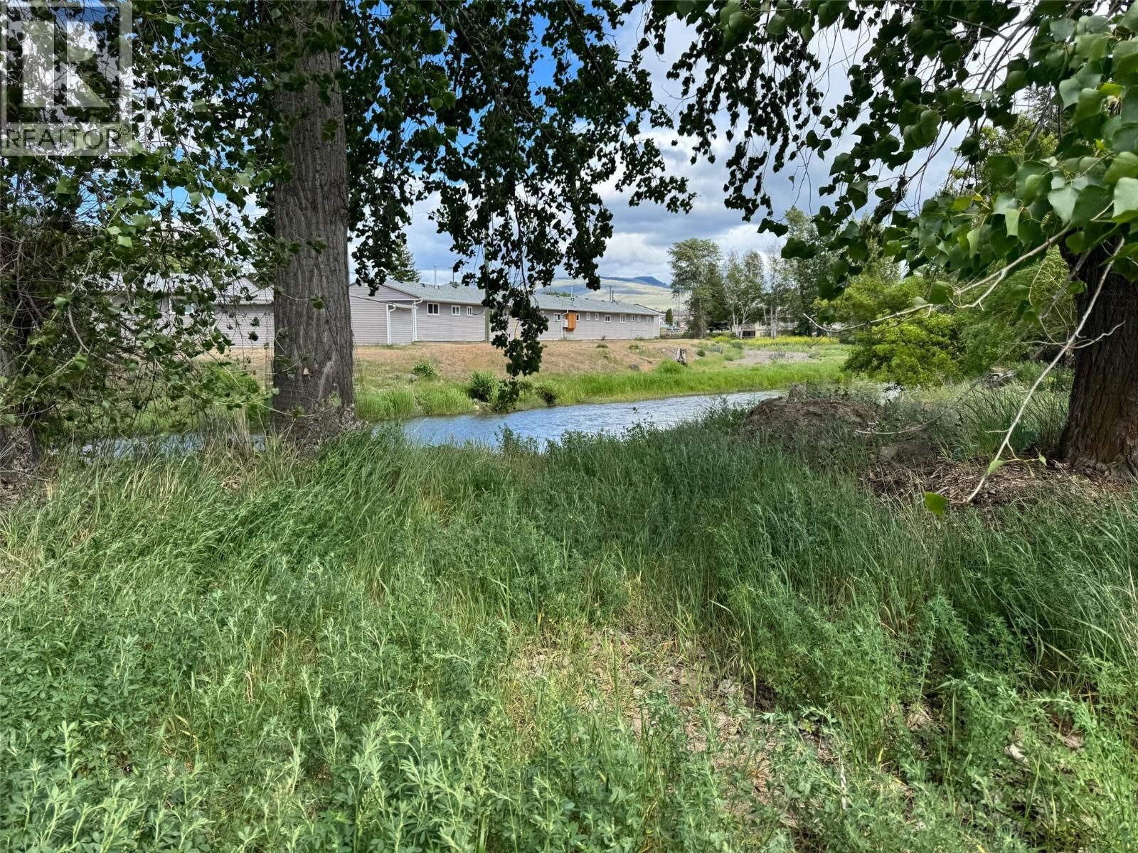 Property Photo:  1459 Quilchena Avenue  BC V1K 1B8 