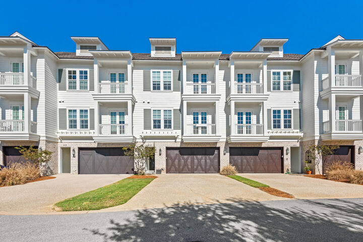 Property Photo:  4355 Bahia Lane  FL 32541 