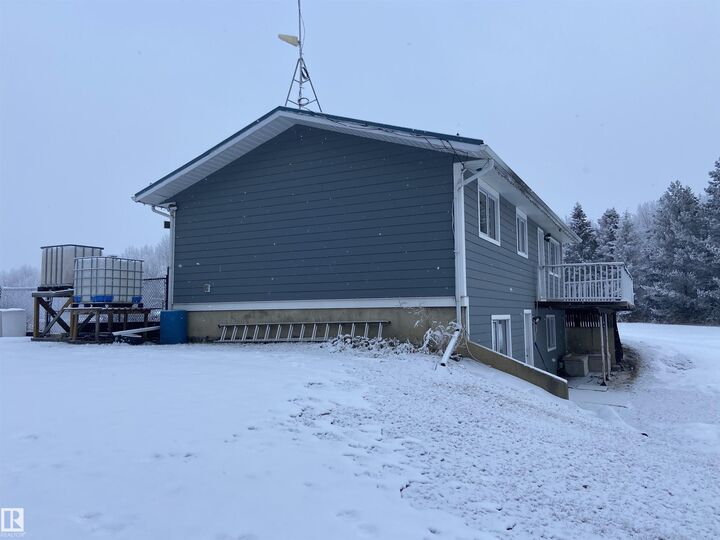Property Photo: 222082 Township Road 682 AB T9S 2B8