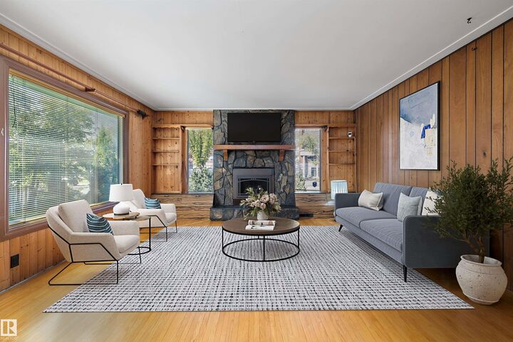 Property Photo:  9911 149 Street NW  AB T5P 1K7 