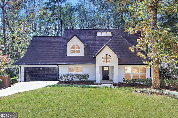 Property Photo: 1092 Norwich Circle NE GA 30324