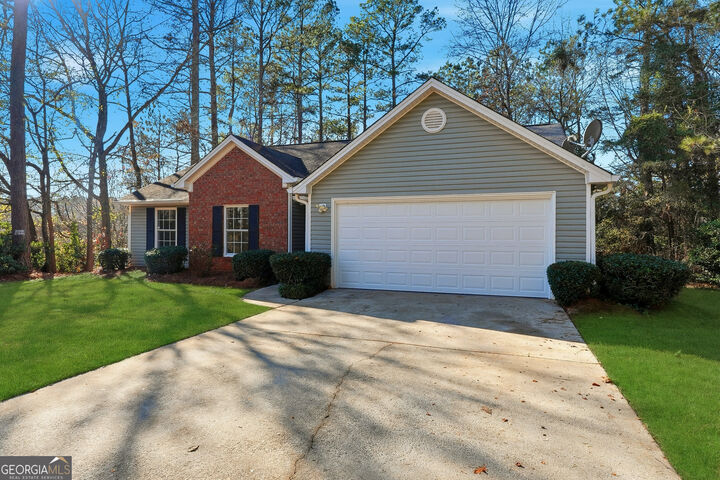 Property Photo: 2512 Herndon Road GA 30043