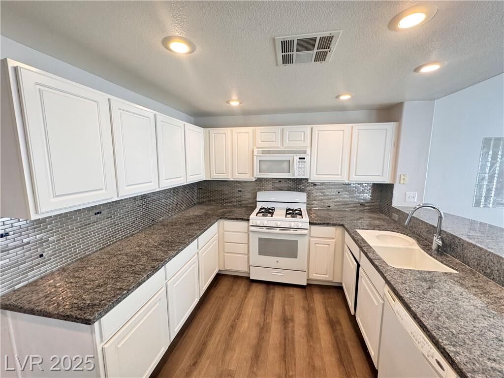 Property Photo:  10711 Pappas Lane 204  NV 89144 