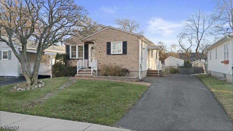 Property Photo:  123 Edgewood Ter  NJ 08880 