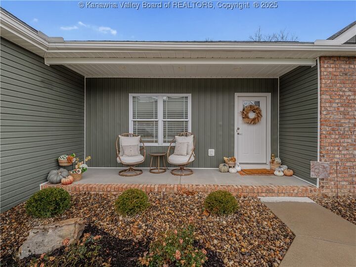 Property Photo:  262 Castleknock Road  WV 25213 