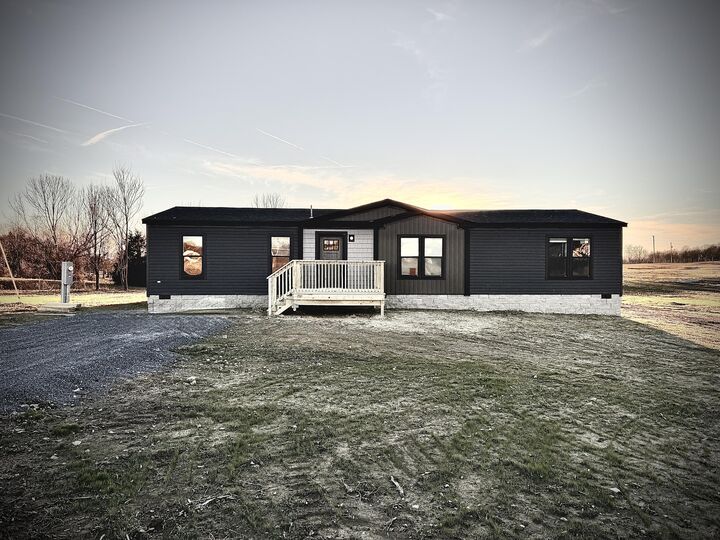 Property Photo: 3684 Finley Ridge Road KY 42718