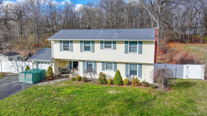 Property Photo:  17 Homer Place  NY 12603 