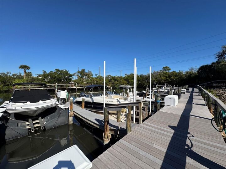 Property Photo: 707 Sorrento Inlet 707 FL 34275