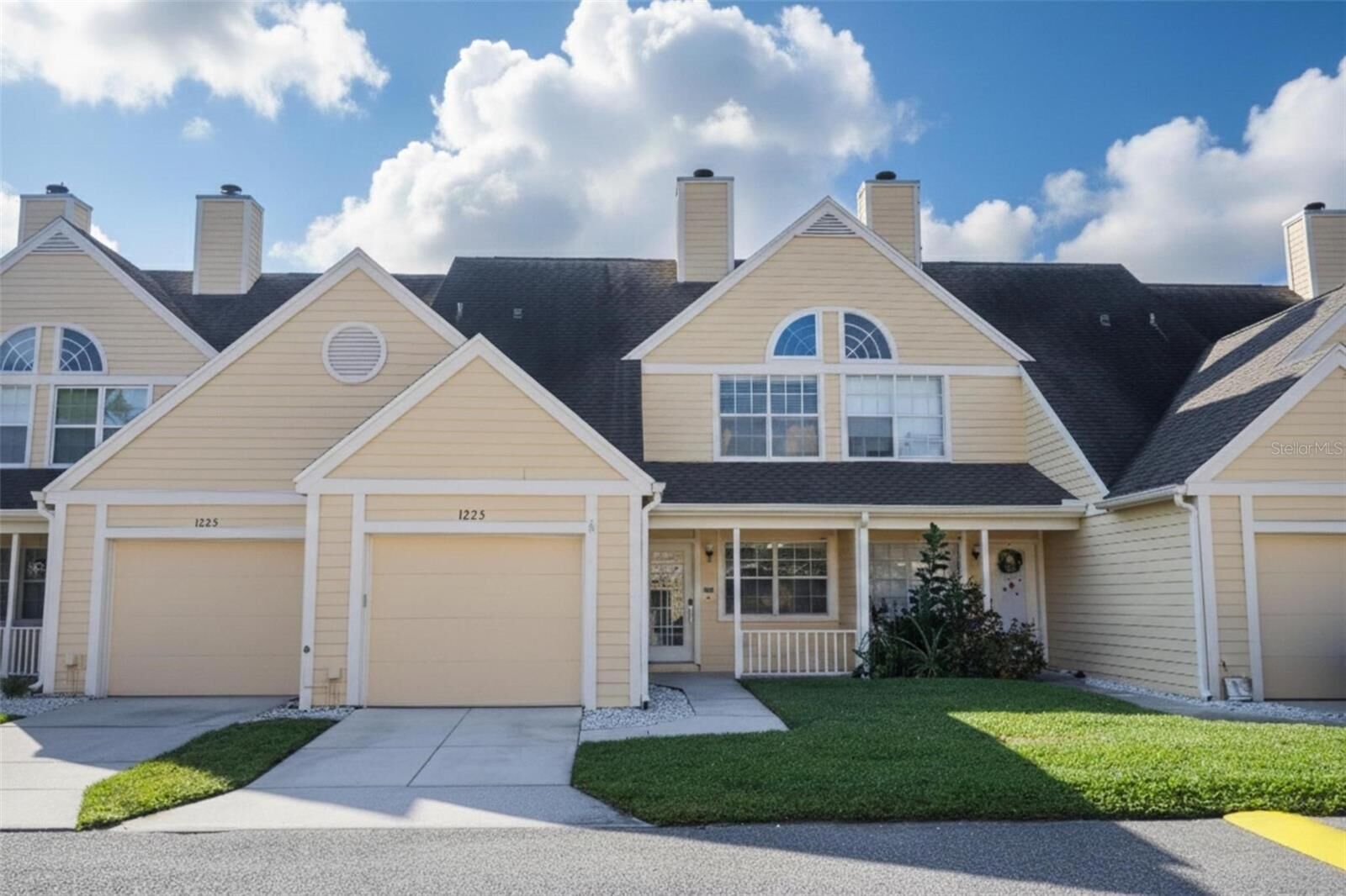 Property Photo: 1223 Big Pine Drive 1223 FL 33596