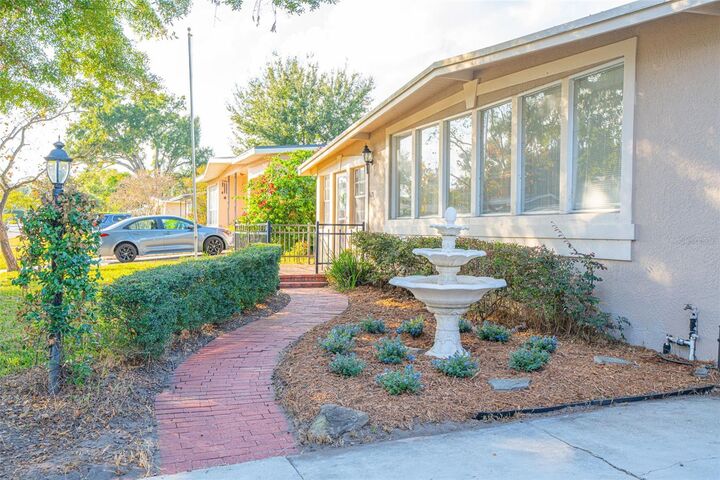 Property Photo:  1619 Montcalm Street  FL 32806 