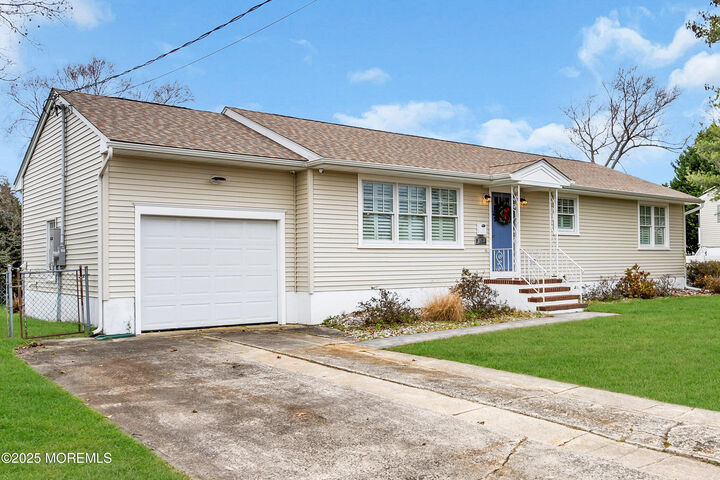 Property Photo:  2419 Kipling Avenue  NJ 07762 