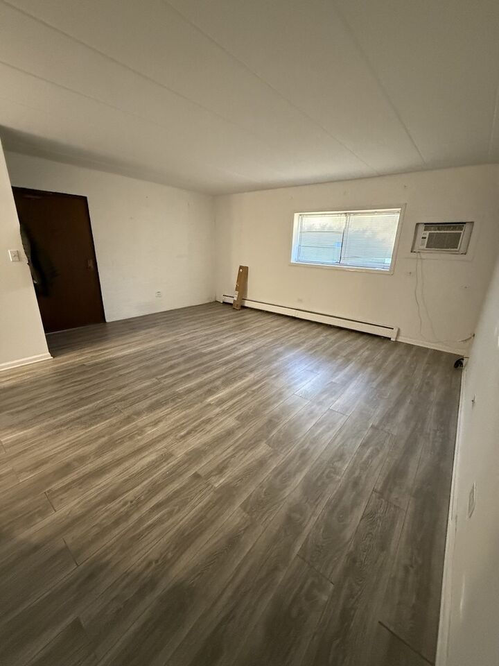 Property Photo:  138 E Bailey Road B  IL 60565 