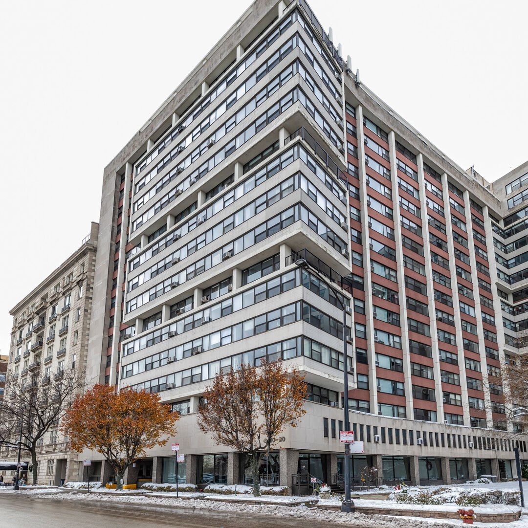 Property Photo:  3420 N Lake Shore Drive 14lm  IL 60657 