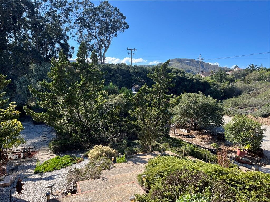 Property Photo:  1500 Bayview Heights  CA 93402 