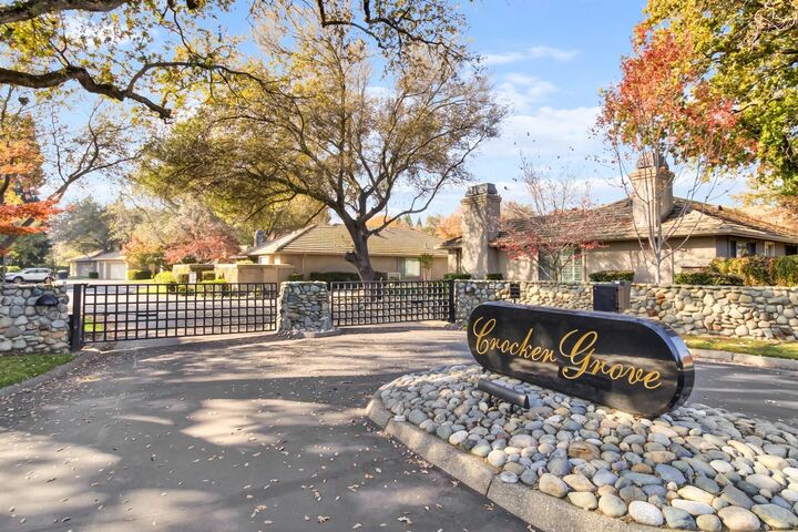 11275 Crocker Grove Lane  Gold River CA 95670 photo