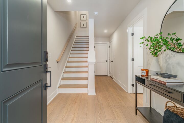 Property Photo:  342 Hutcherson Aly  TN 37209 