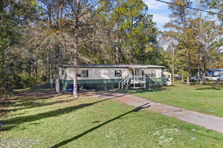 Property Photo: 9945 Light Avenue FL 32145