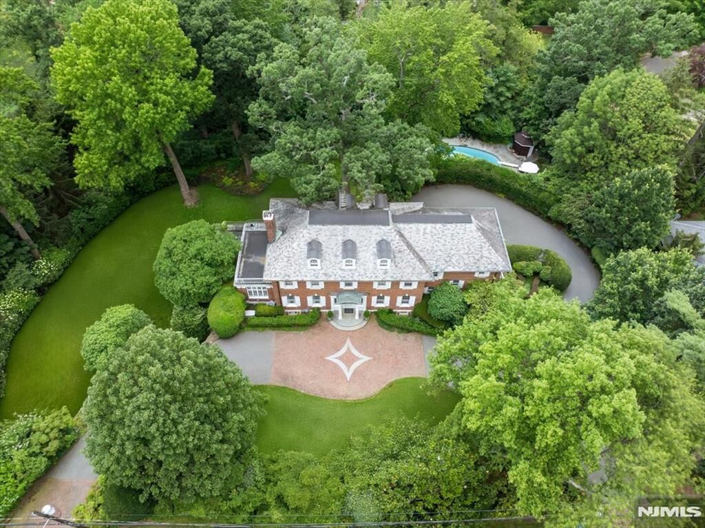 Property Photo: 200 Lincoln Street NJ 07631