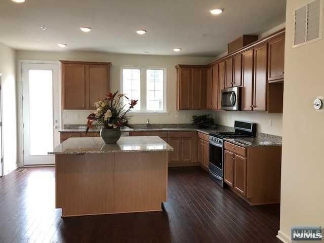 Property Photo: 32 Litchfield Lane NJ 07410