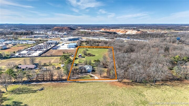 Property Photo: 4970 Wildwood Lane AR 72762