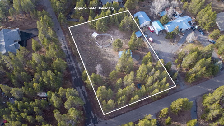 Property Photo: 52505 Deer Field Drive OR 97739