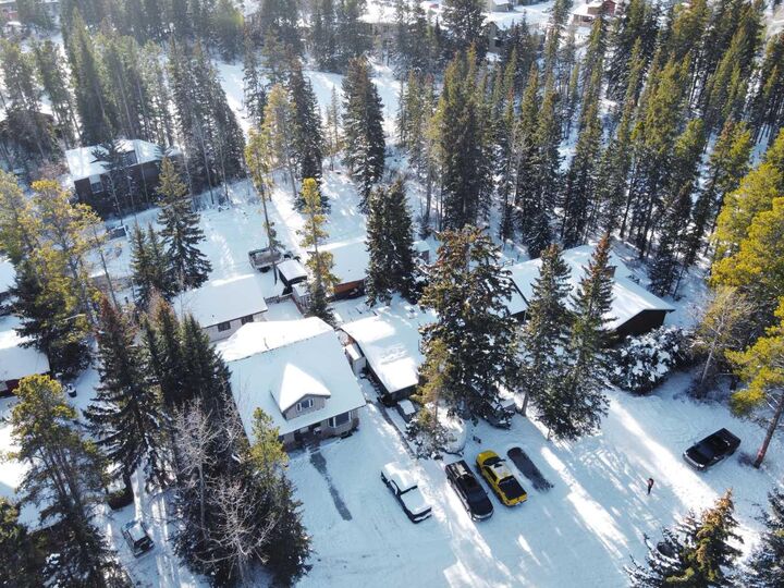 Property Photo:  813 13th Street  AB T1W 1W5 