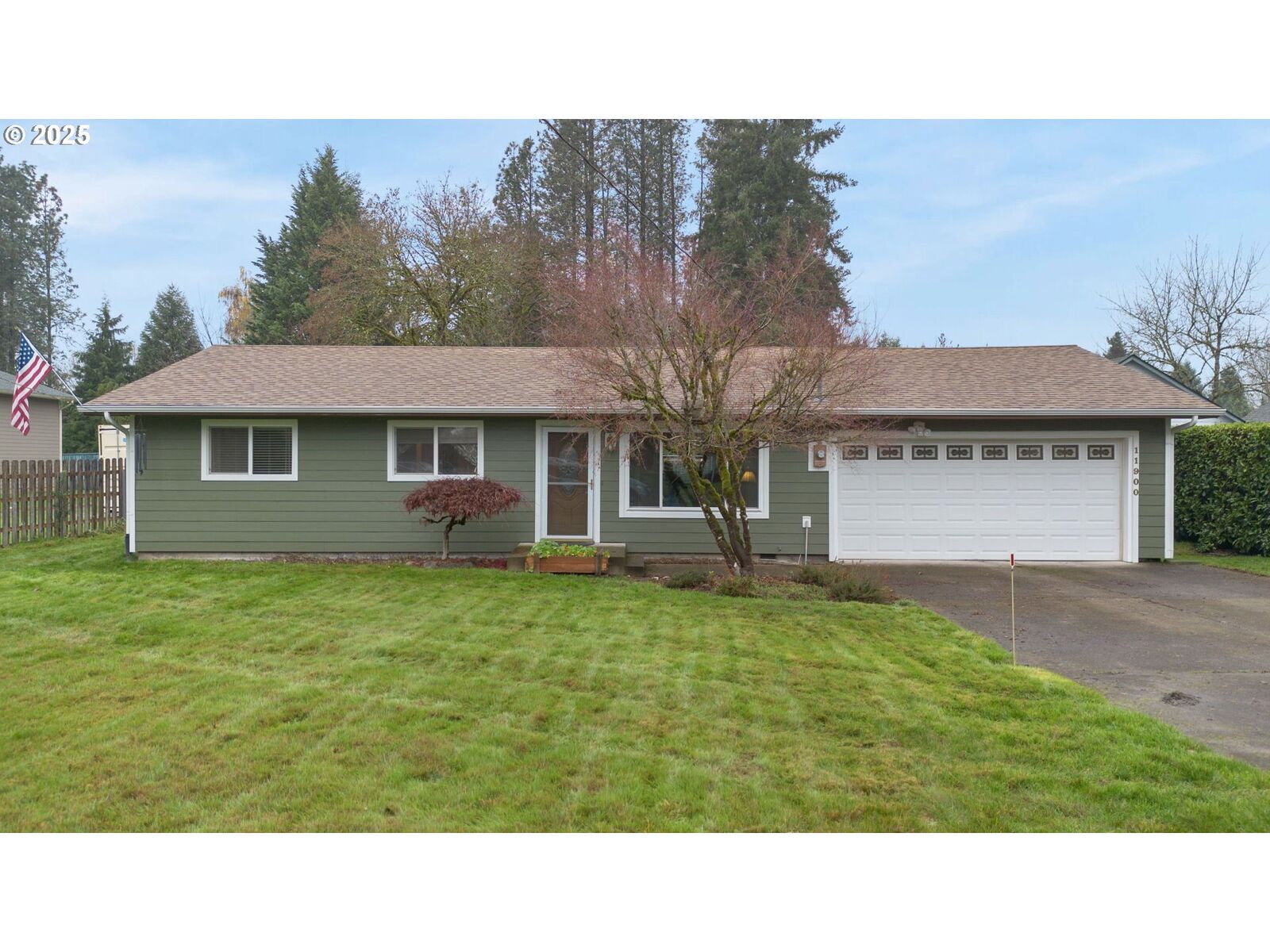Property Photo:  11900 NE 189th St  WA 98604 