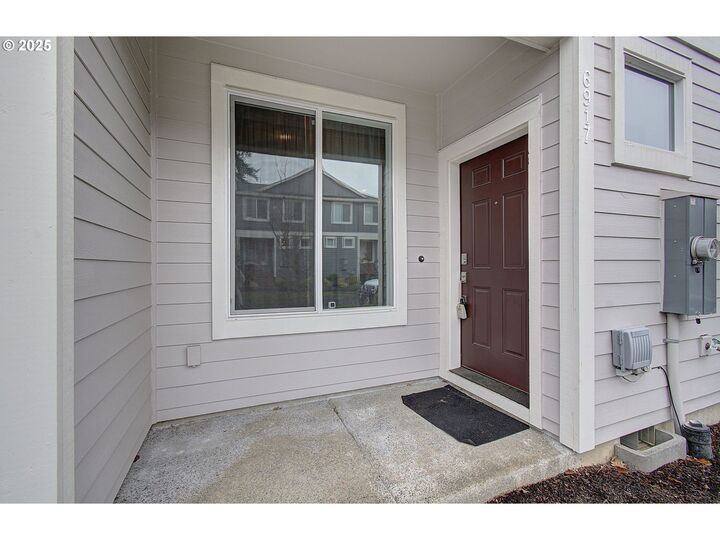 Property Photo:  6917 NE 16th Ave  WA 98665 