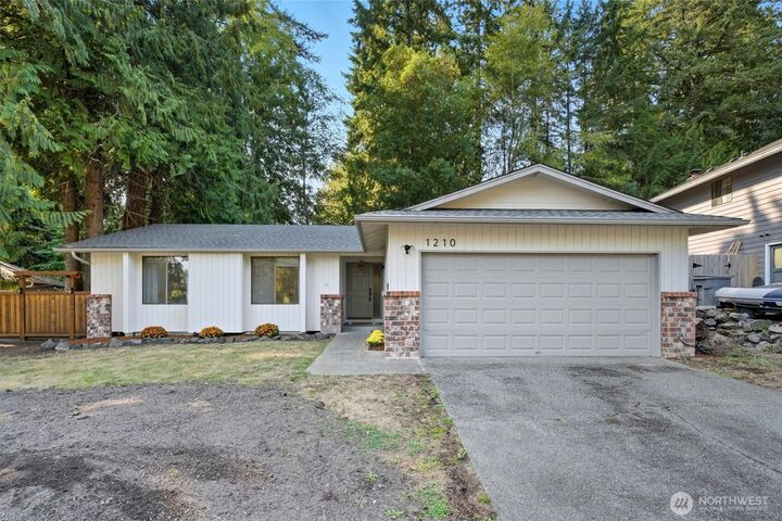 1210 NW  Huckle Drive  Bremerton WA 98311 photo