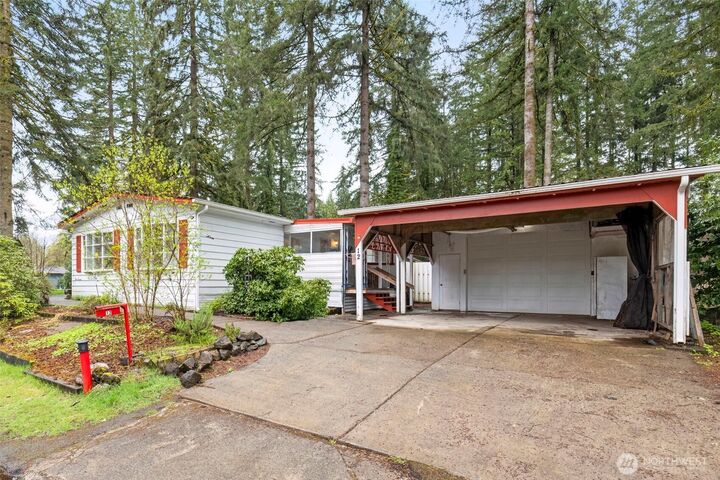 Property Photo:  2535  70th Avenue SW #12  WA 98512 