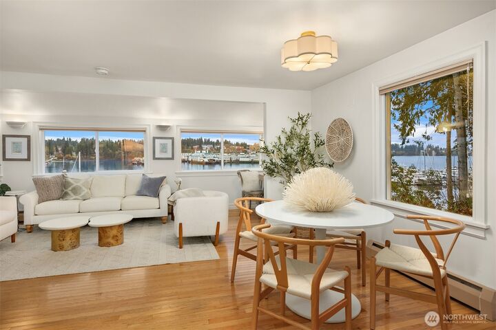 Property Photo: 9986 NE Ewing Street WA 98110