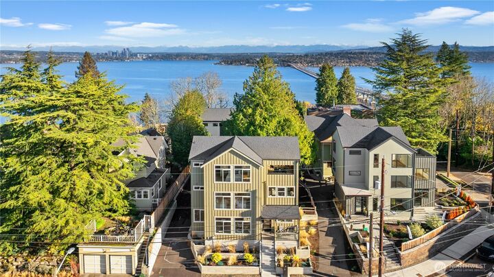 1132  31st Avenue S  Seattle WA 98144 photo