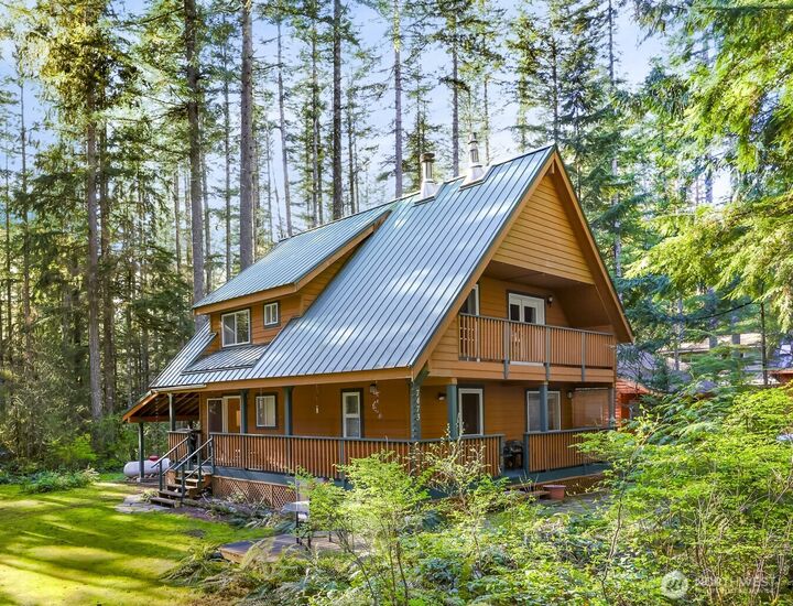 Property Photo:  7473  Glacier Springs Drive  WA 98244 