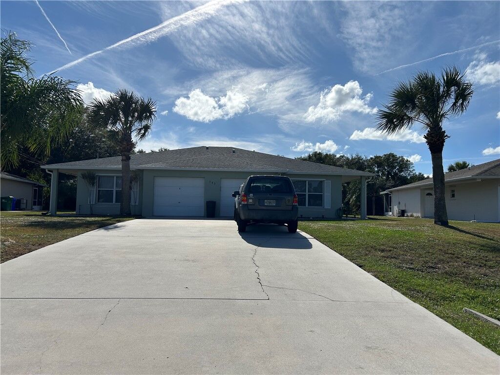 Property Photo:  347 S Wimbrow Drive  FL 32958 