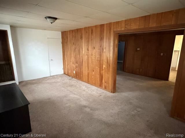 Property Photo: 5692 Highview Street MI 48127