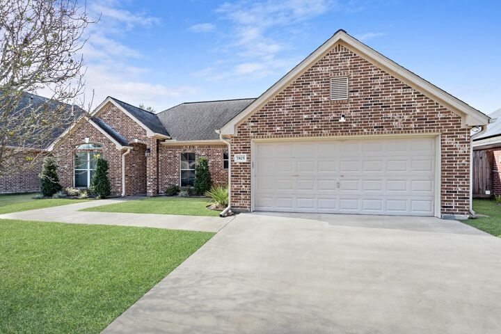Property Photo: 7825 Quail Court TX 77713-9673