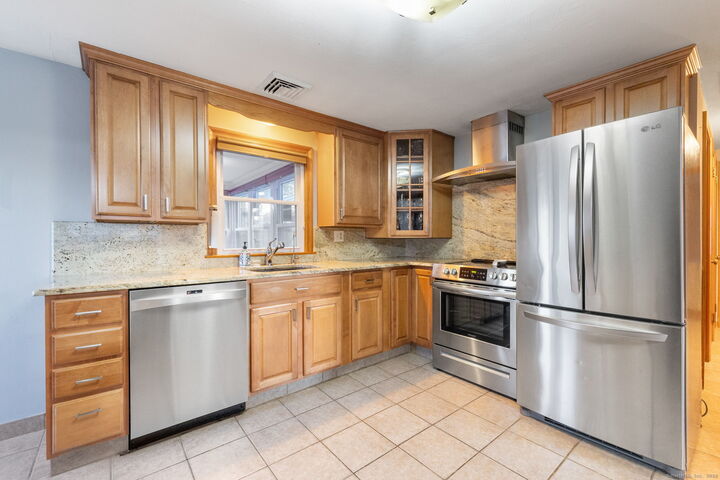 Property Photo:  394 Trout Brook Drive  CT 06110 