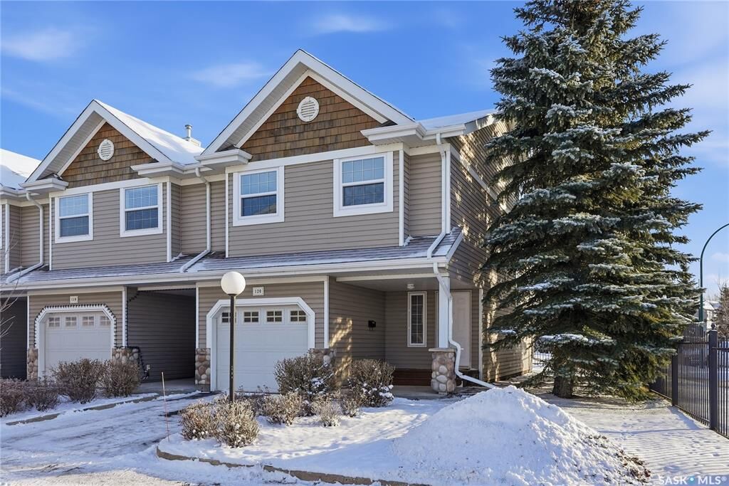 Property Photo: 655 Kenderdine Road 120 SK S7N 4W9