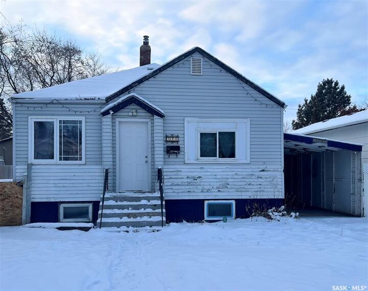 221 L Avenue N  Saskatoon SK S7L 2P3 photo