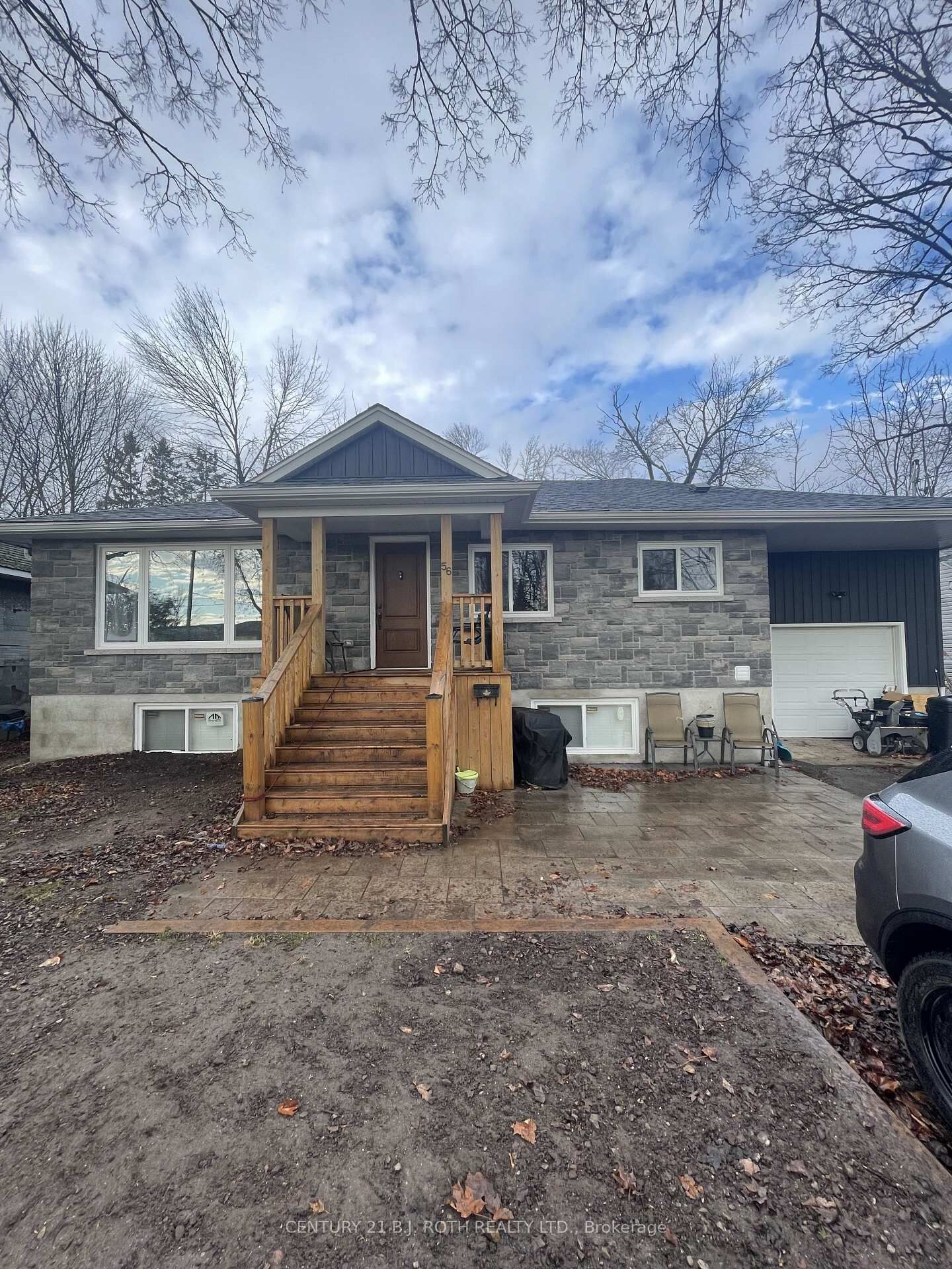 Property Photo:  56 Olive Crescent  ON L3V 1G1 