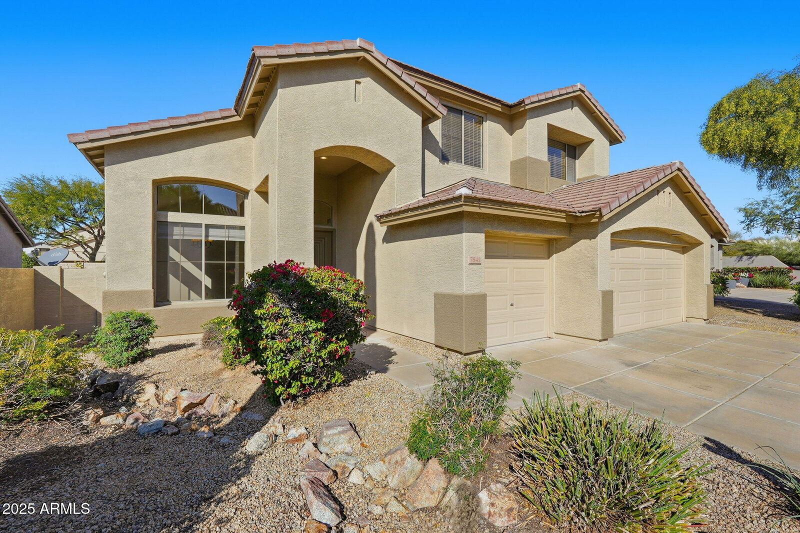 Property Photo:  7842 E Nestling Way  AZ 85255 