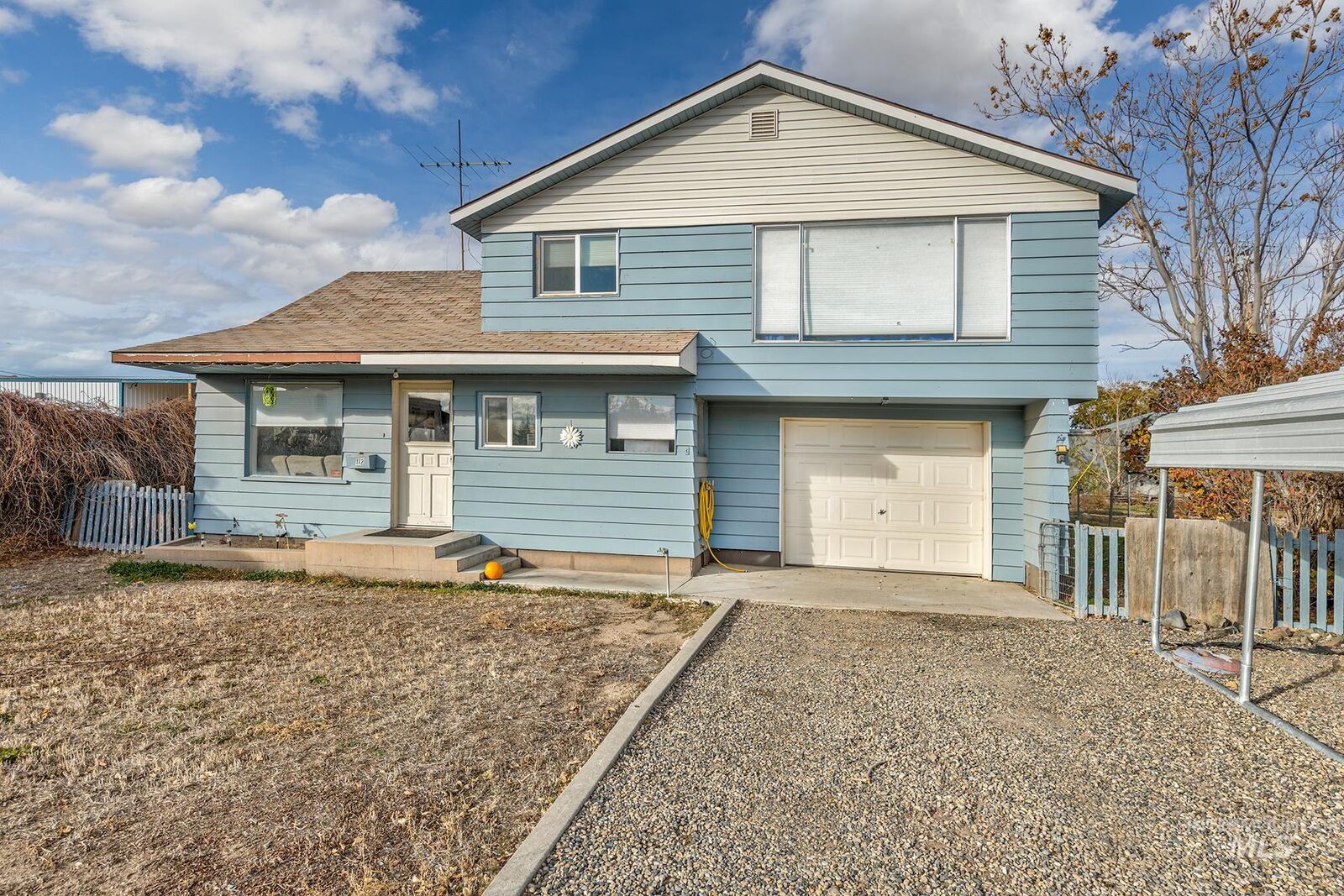 Property Photo:  112 Reece   86813 