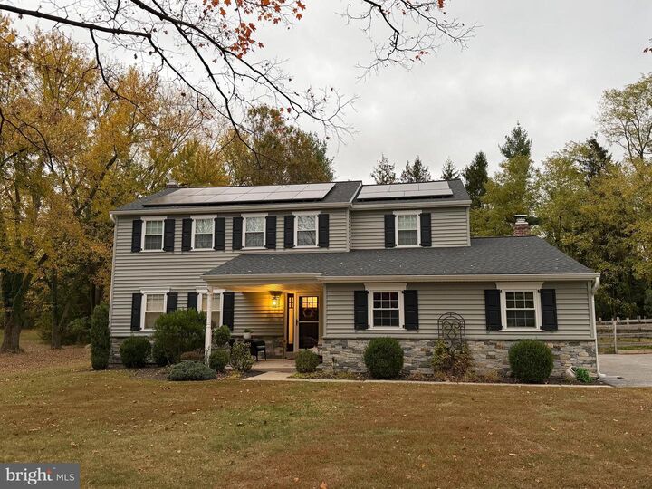 65 Hawthorne Lane  Phoenixville PA 19460 photo