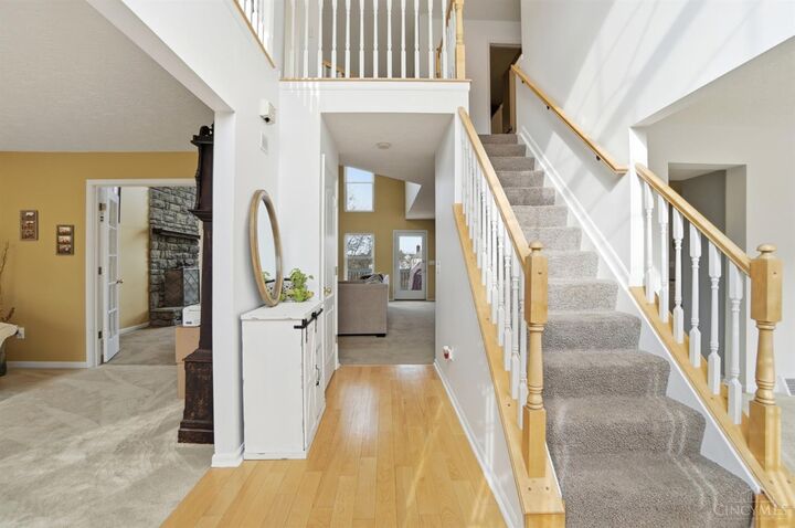 Property Photo:  702 Rosewynne Court  OH 45002 