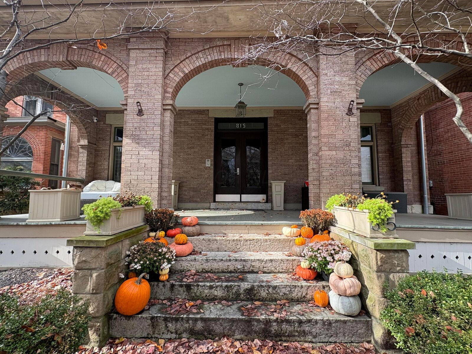 Property Photo:  815 Neil Avenue  OH 43215 