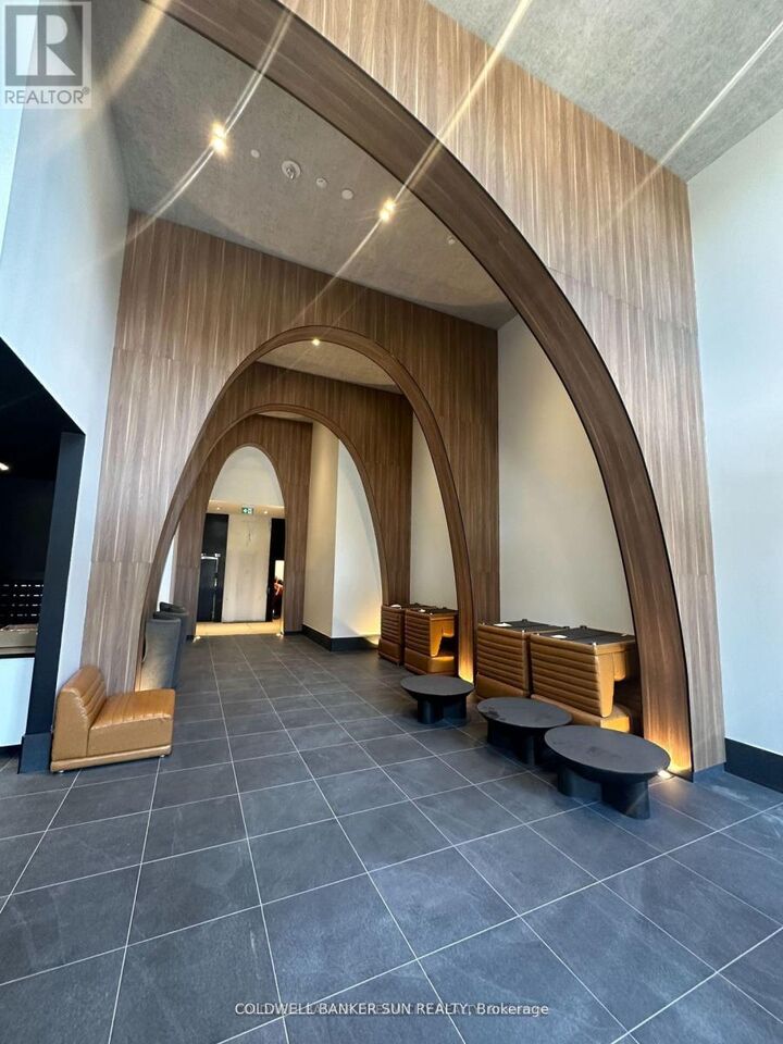 Property Photo: 270 Dufferin Street South 525 ON M6K 1Z6