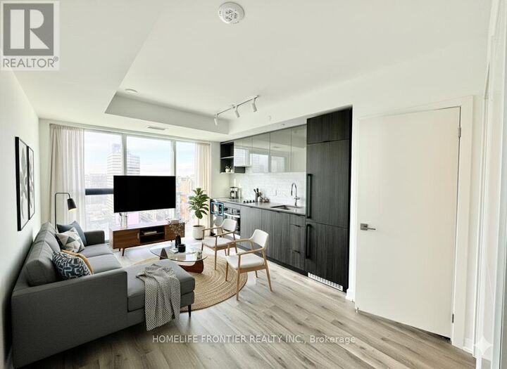Property Photo:  252 Church Street 3202  ON M5B 0E6 